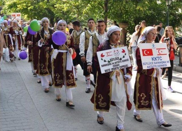 Temsili Nasreddin Hoca, Eskişehirlileri Festivale Davet Etti