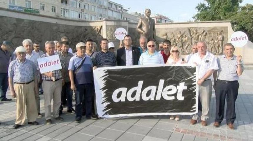 Chp'lilerden 'adaleti D&uuml;ş&uuml;nmek I&ccedil;in 2 Dakika Duralım' Eylemi