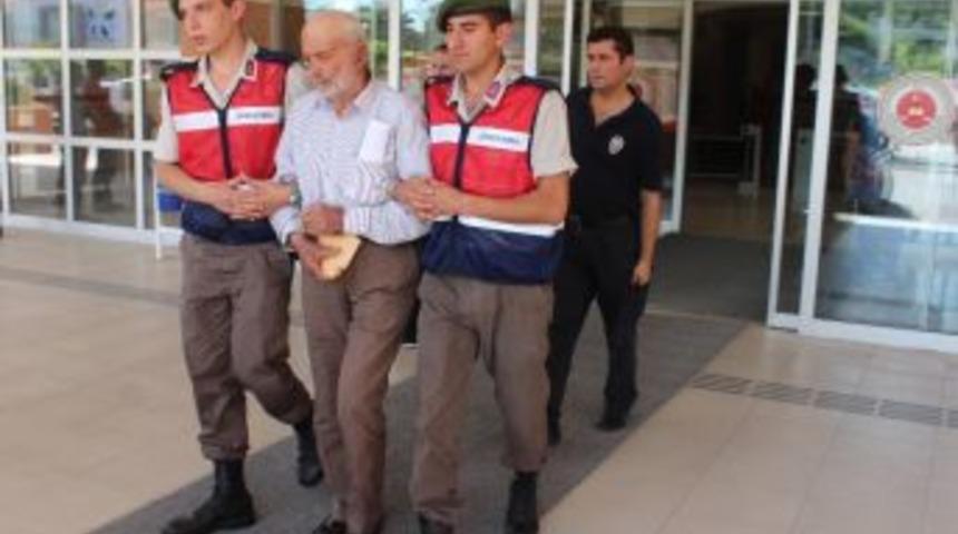 Oğlunu Ve Torununu K&uuml;f&uuml;r Ettiği İ&ccedil;in &Ouml;ld&uuml;rm&uuml;ş