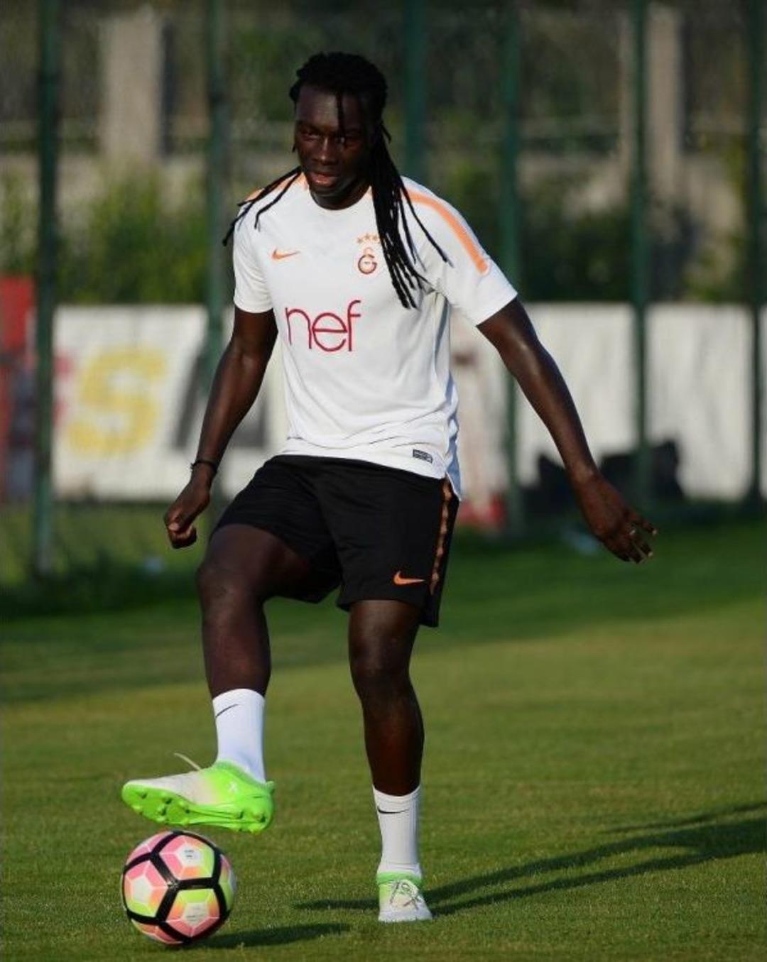 Gomis İlk Antrenmanına &Ccedil;ıktı