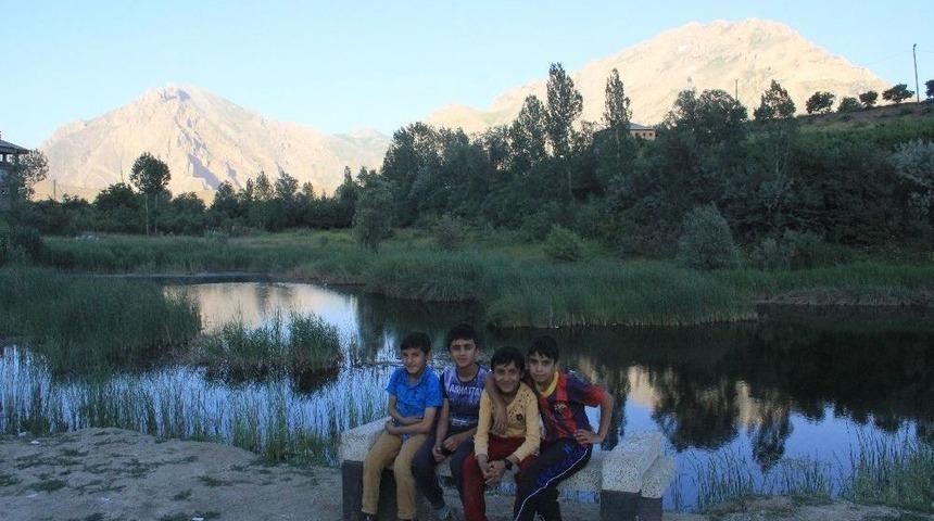 S&uuml;l&uuml;k G&ouml;leti Etrafına Oturma Bankları Yerleştirildi