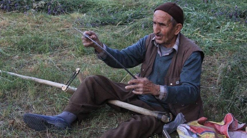 Hakkari&rsquo;de Sıcaklarla M&uuml;cadele