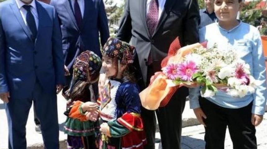 Vali Bilmez G&ouml;revine Başladı