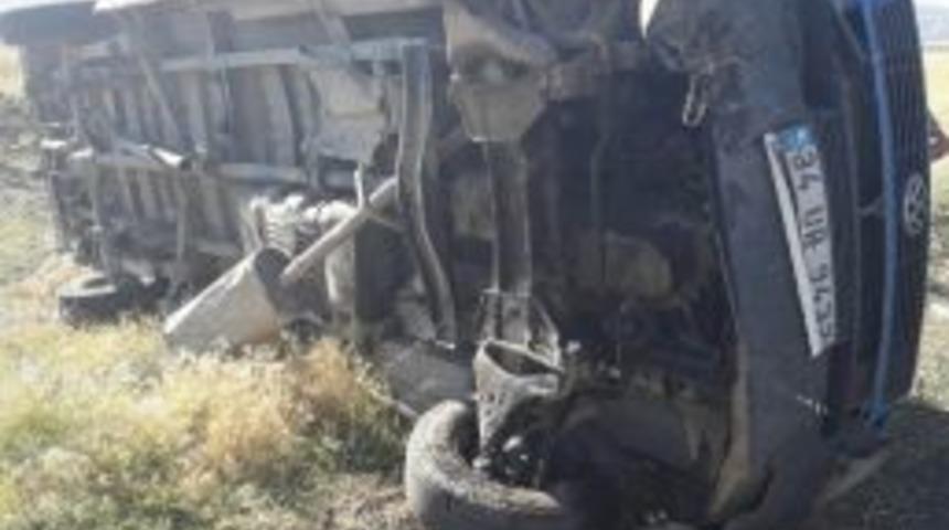 &Ccedil;emişgezek&rsquo;te Trafik Kazası