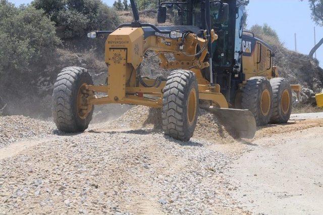 Aydın Büyükşehir Belediyesi Söke’de Asflat Sezonuna Hızlı Girdi