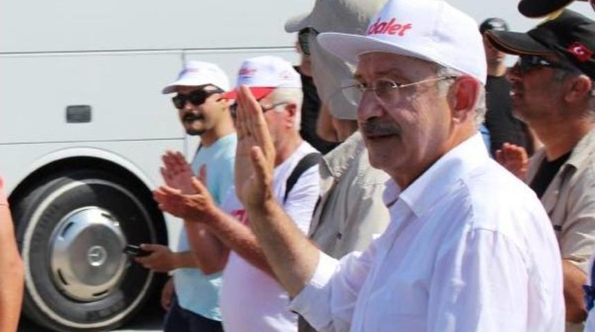 Kılı&ccedil;daroğlu: Ter&ouml;r&uuml; Değil, Huzuru Ve Adaleti Istiyoruz (2)