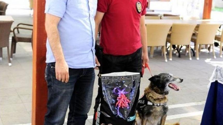 Uşak&rsquo;ta Uyuşturucu İle M&uuml;cadele Eden Başarılı Personele &Ouml;d&uuml;l