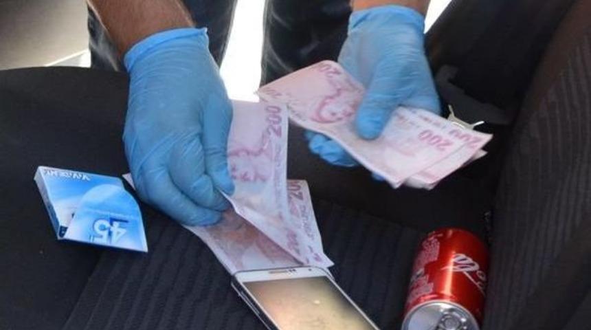 Piyasaya Sahte Para S&uuml;ren 3 Kişi Kaza Yapınca Yakalandı