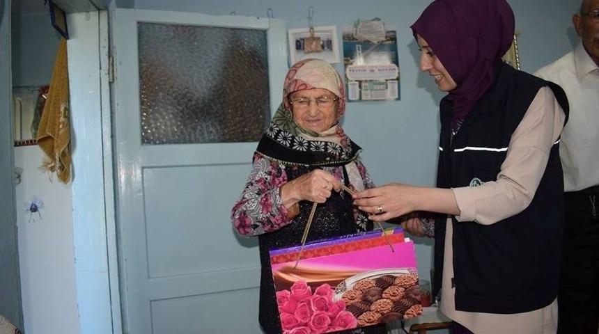 &ldquo;alo Evlat Hattı&rdquo; Kartepe&rsquo;ye Değer Katıyor