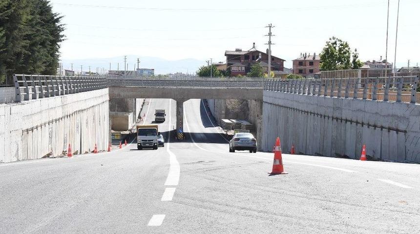 Konya-karaman Yht Hattında İki Alt Ge&ccedil;it Trafiğe A&ccedil;ıldı