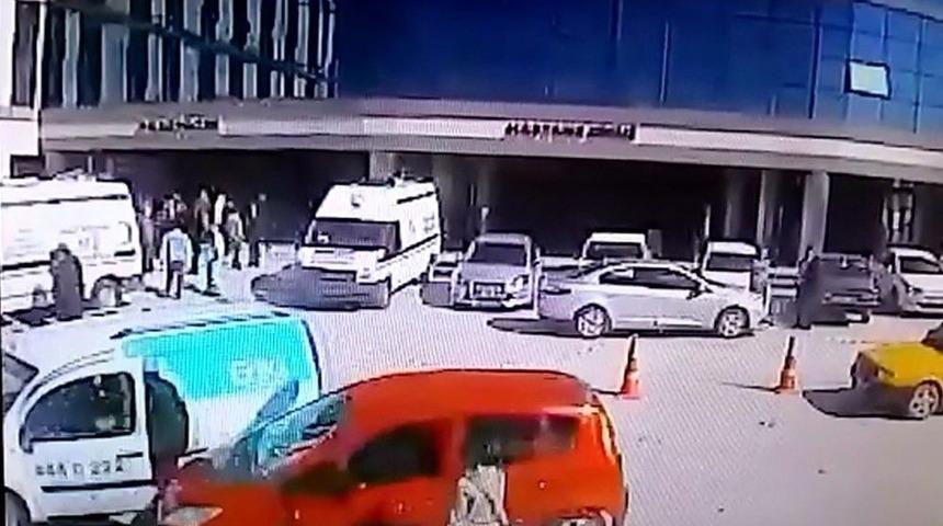 Güvenlik Görevlisinin Dikkati Olası Bir Kazayı Engelledi