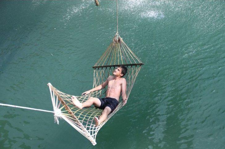 Alanya’da Sıcaktan Bunalanlar Kendilerini Serin Sulara Attı G1