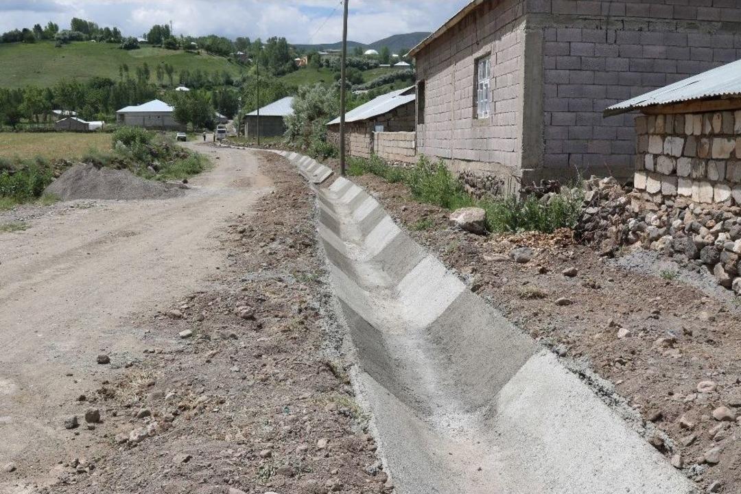 Van B&uuml;y&uuml;kşehir Belediyesinden Kırsal Kalkınmaya 10 Milyon Tl