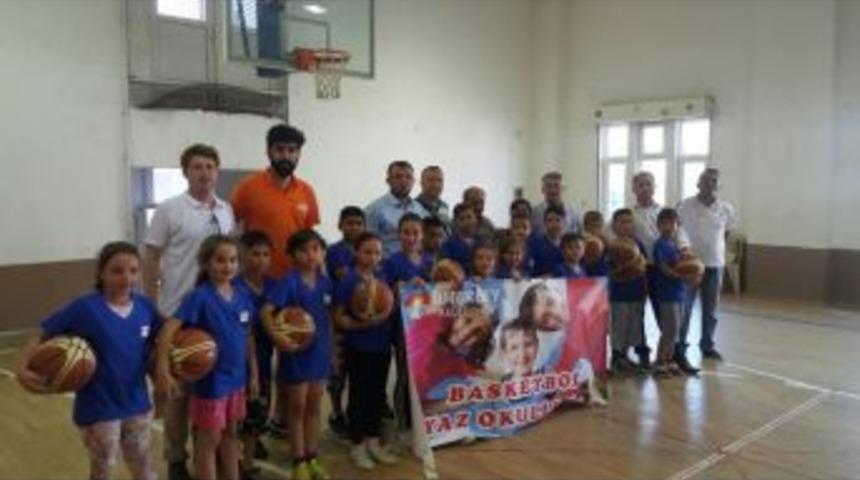 Umurbey Yaz Spor Okulu Başladı