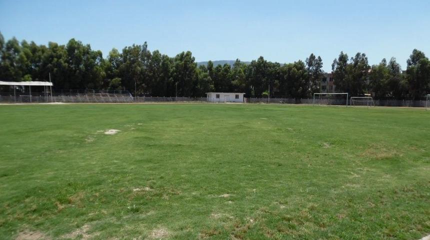 Milas Stadyumunda Zemin Yenileme &Ccedil;alışmaları Başladı