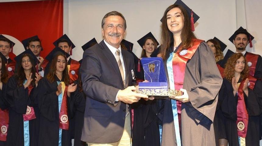 Başkan Ataç, Çiçeği Burnunda Meslektaşlarının Sevincini Paylaştı