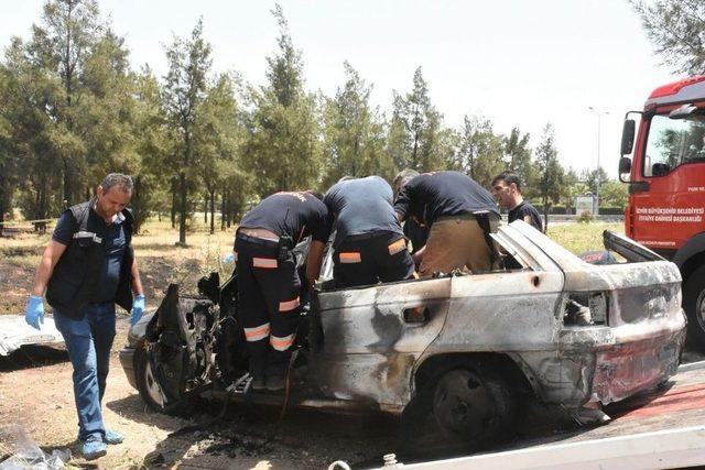 Kanala Düşen Otomobilin İçinde Yanarak Öldü