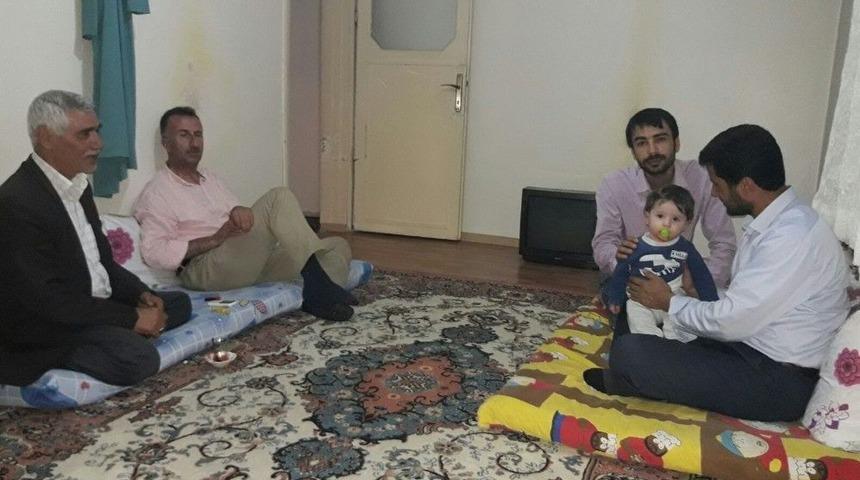 H&uuml;da-par&rsquo;dan Suriyeli Ailelere Ziyaret