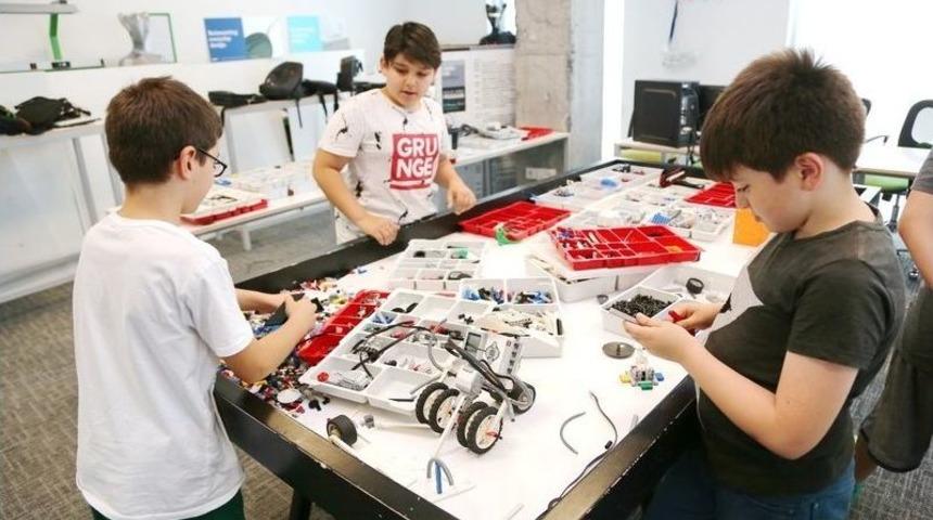 Legolab İle İnsansız Ara&ccedil;lar Tasarlandı