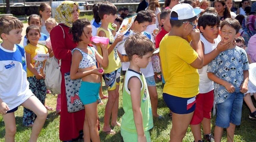 Minik Y&uuml;z&uuml;c&uuml;lerin Sertifika Heyecanı