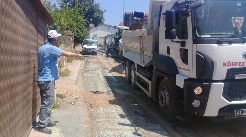 Kışlad&uuml;z&uuml;&rsquo;nde Asfalt Serimi Devam Ediyor