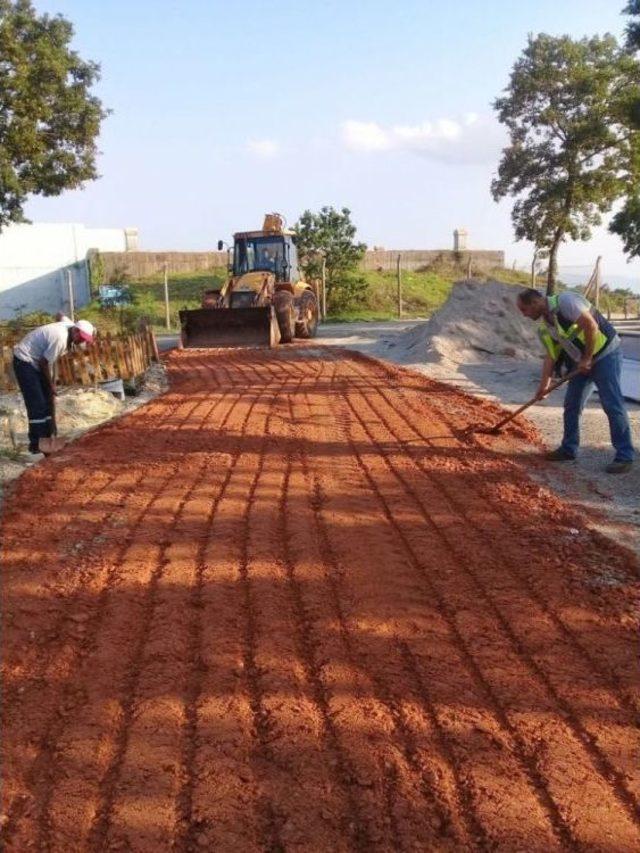 Mezarlıklarda Yenileme Çalışmaları Yapılıyor