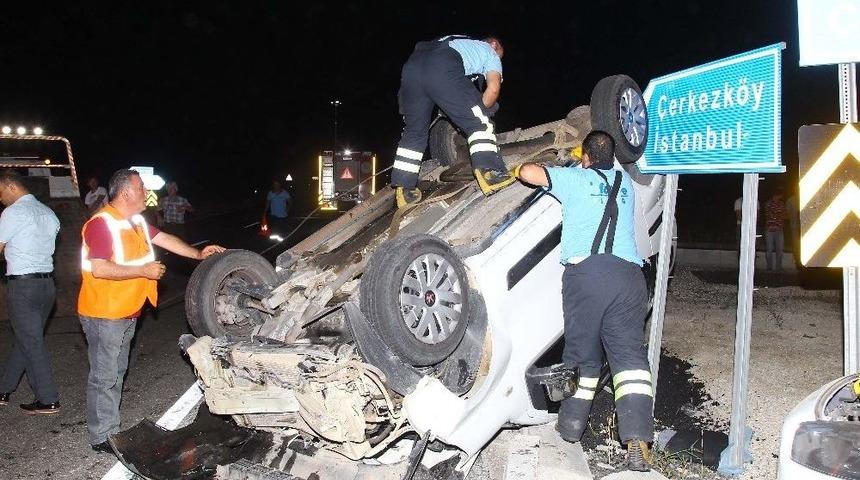 Hafif Ticari Ara&ccedil;lar &Ccedil;arpıştı: 6 Yaralı