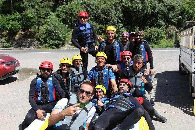 Zap Suyunda Rafting Heyecanı