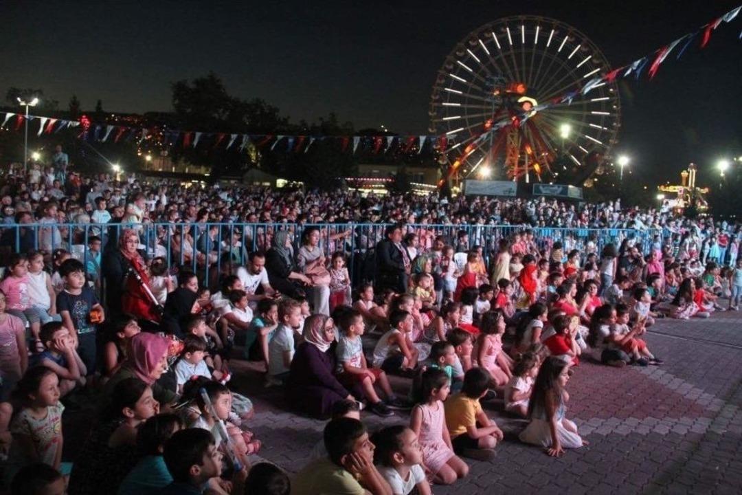 &Ccedil;ocuklar &lsquo;rafadan Tayfa&rsquo; İle Doyasıya Eğlendiler