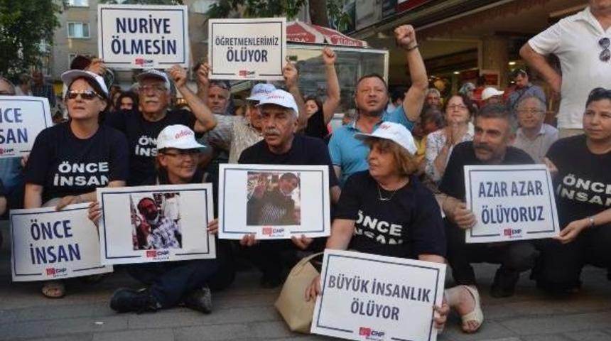 A&ccedil;lık Grevindeki &Ouml;ğretmenler I&ccedil;in Oturma Eylemi