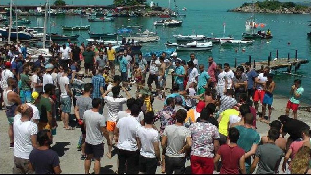 Halat &Ccedil;ekme Yarışı Sonrası Kavga &Ccedil;ıktı