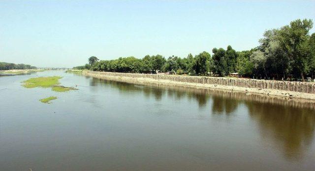 Meri&ccedil; Nehri&rsquo;nin Debisi D&uuml;şt&uuml; 2