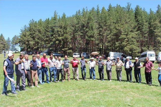 Aşağı Karacasulular Sereklik Yaylası’nda Buluştular