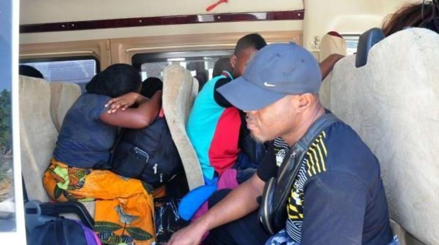 &Ccedil;anakkale'de 48 Ka&ccedil;ak Yakalandı