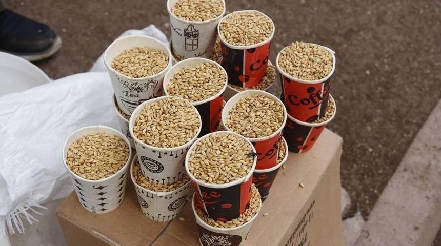 Yem Sattıkları İ&ccedil;in Y&uuml;zlerce Lira Ceza &Ouml;d&uuml;yorlar