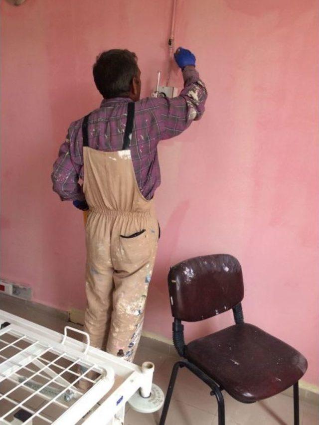 &Ccedil;aldıran Devlet Hastanesinde Onarım 1