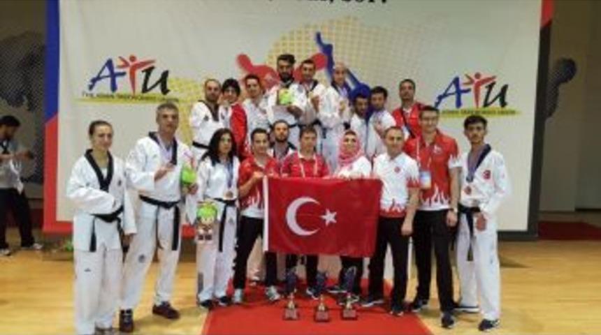 Para-tekvandoculardan 2020 Yolunda B&uuml;y&uuml;k Başarı