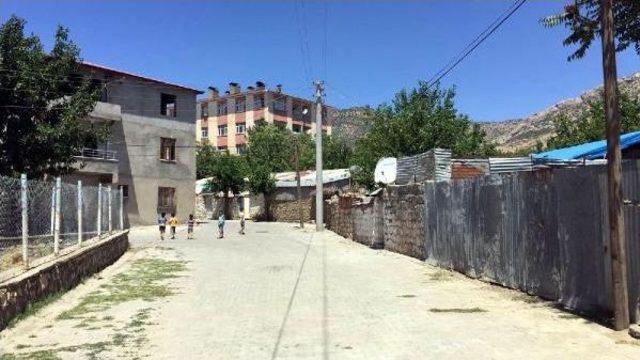 Silahlı Saldırıda &Ouml;ld&uuml;r&uuml;len Ak Parti Lice İl&ccedil;e Başkan Yardımcısı Mercan Toprağa Verildi 2