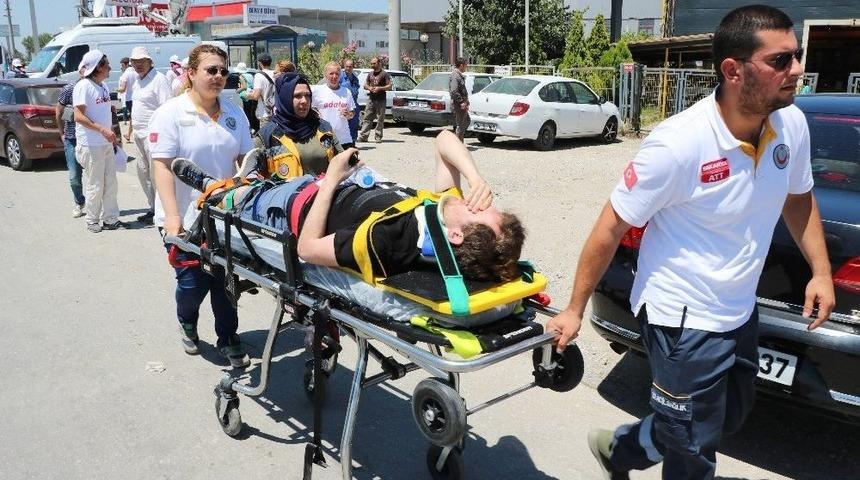 (&ouml;zel Haber) Adalet Y&uuml;r&uuml;y&uuml;ş&uuml;ndeki Gence Midib&uuml;s &Ccedil;arptı