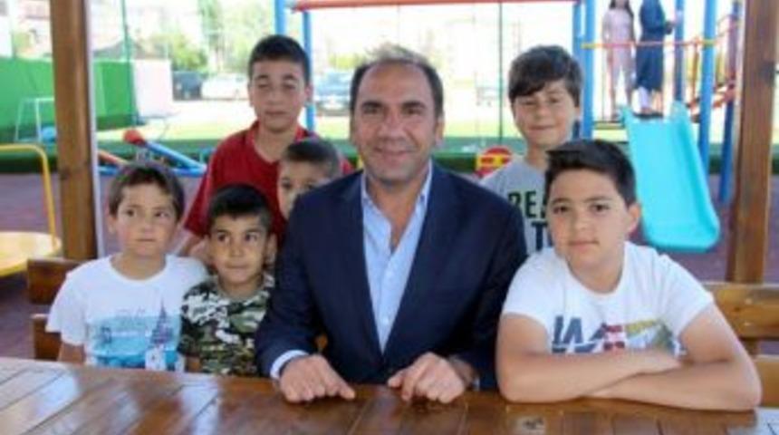 Sivasspor Başkanı Otyakmaz: "taraftarımız Telaşa Kapılmasın"