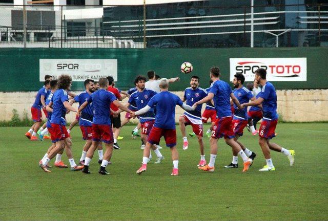 Karabükspor’da Hedef Ligde Kalıcı Olmak