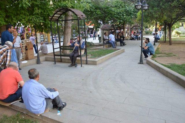 Bu Da "emekliler Ve İhtiyarlar Parkı" 2