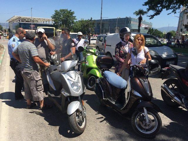 Sıcaktan Bunalıp Kask Takmayan Motosikletçilere Ceza Yağdı