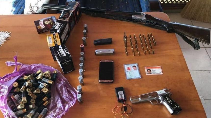 İstanbul&rsquo;da Anahtarlık G&ouml;r&uuml;n&uuml;ml&uuml; Suikast Silahı Ele Ge&ccedil;irildi