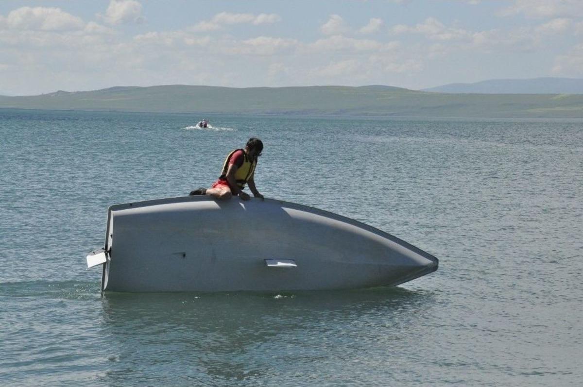 &Ccedil;ıldır G&ouml;l&uuml; Tarihinde İlk Kez Yelken Yarışlarına Ev Sahipliği Yaptı