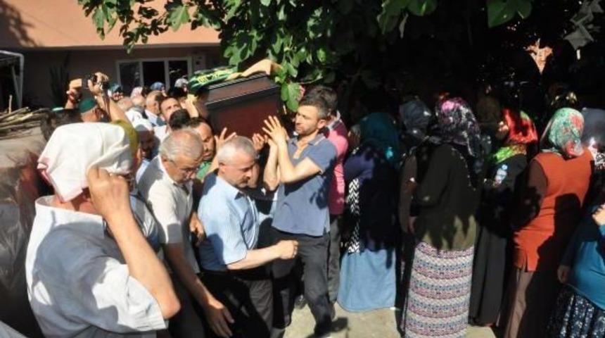 Bartın'da Iki Otomobil &Ccedil;arpıştı: Baba Ve Oğlu &Ouml;ld&uuml; (2)