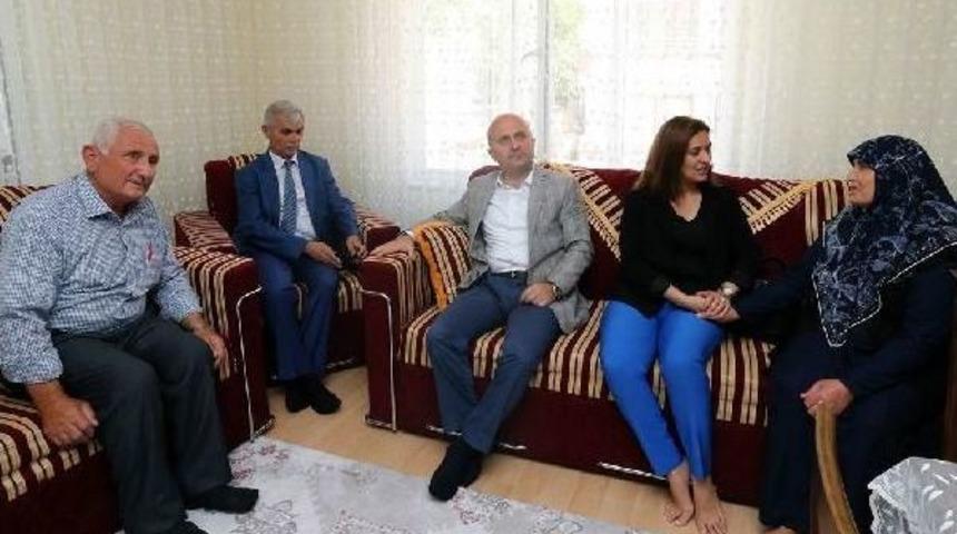Vali Varol, G&ouml;reve Şehit Ailelerinin Hayır Duaları Ile Başladı