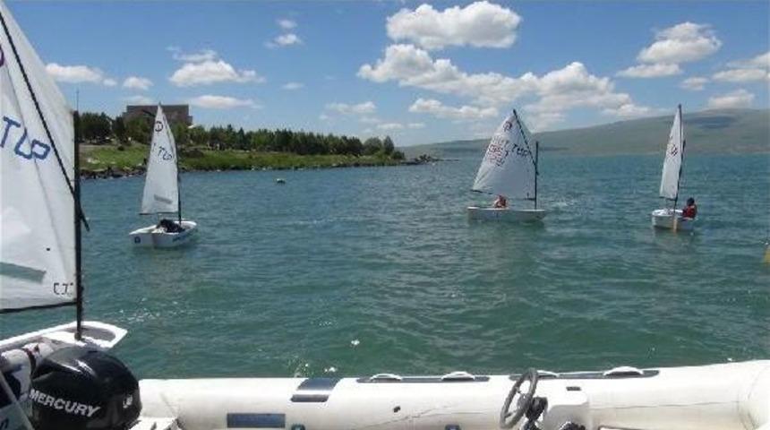 &Ccedil;ıldır G&ouml;l&uuml;&rsquo;Nde Denizcilik Ve Kabotaj Bayramı Etkinlikleri Başladı
