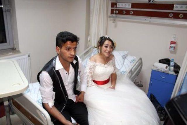 Gelin Ve Damatla Birlikte 143 Kişi, D&uuml;ğ&uuml;n Yemeğinden Zehirlendi 1