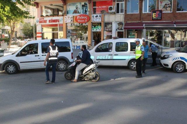 Niğde Polisinden Motosikletli Sürücülere Uygulama